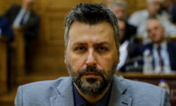 Γιάννης Καλλιάνος: Επίθεση με εμπρηστικό μηχανισμό στο πολιτικό γραφείο του