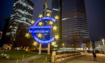 Η ΕΚΤ αναζητεί τρόπους προκειμένου να συνεχίσει να αγοράζει ελληνικά ομόλογα
