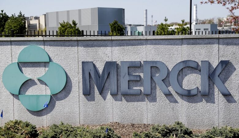 Κορονοϊός: Η Merck συμφώνησε στην διεύρυνση παρασκευής γενόσημων του χαπιού της