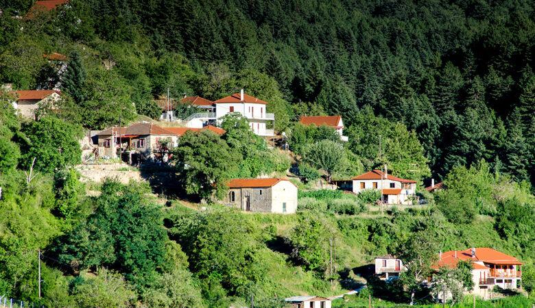 Τρία χωριά μία ανάσα από την Αθήνα ιδανικά για εκδρομή