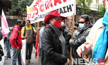 Πολυτεχνείο: Στην πορεία και η Ολλανδή δημοσιογράφος – Γιατί δήλωσε ότι θα φύγει από την Ελλάδα