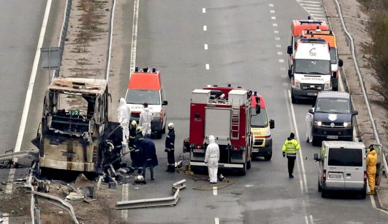 Βουλγαρία: Ανθρώπινο λάθος η πιθανότερη αιτία της τραγωδίας – Δεν σημειώθηκε έκρηξη στο όχημα