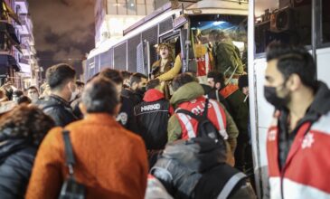 Τουρκία: Χάος με διαδήλωση κατά της ακρίβειας, συλλήψεις και ουρές στα βενζινάδικα