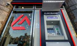 Η Eurobank άντλησε 850 εκατ. ευρώ μέσω πράσινου ομολόγου