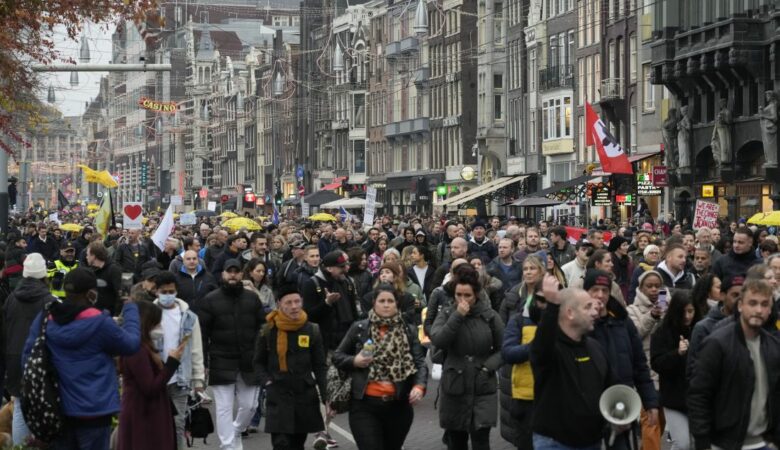 Ολλανδία: Εντοπίστηκαν 13 κρούσματα της μετάλλαξης Όμικρον