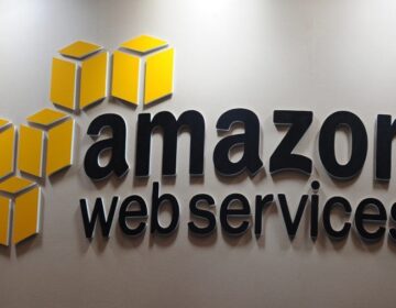«Έπεσαν» πολλοί ιστότοποι του cloud της Amazon