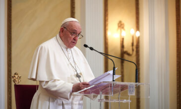 Επιστολή του Πάπα Φραγκίσκου στον Δένδια -Τι αναφέρει