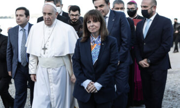 Σακελλαροπούλου: Προστάτης των φτωχών και των κατατρεγμένων ο Πάπας Φραγκίσκος