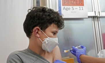 Κορονοϊός: Ο ΕΜΑ για την μείωση της προστασίας που παρέχει το εμβόλιο της Pfizer σε παιδιά 5-11 ετών
