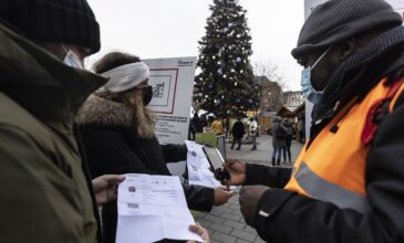 Κορονοϊός: Συναγερμός σε όλη την Ευρώπη για την επέλαση της μετάλλαξης Όμικρον
