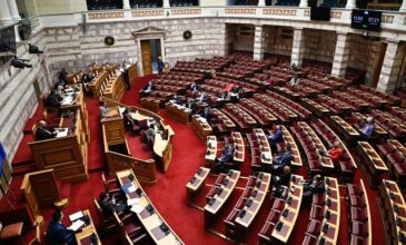 Βουλή: Εντοπίστηκαν έξι κρούσματα