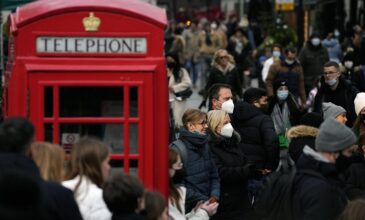Βρετανία-Κορονοϊός: Η Όμικρον εξαπλώνεται μεταξύ των άνω των 50 ετών