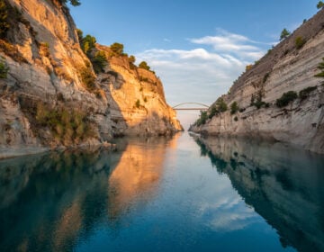 Διώρυγα Κορίνθου: Η ιστορία ενός σπουδαίου έργου και μία εκδρομή που θα σας εκπλήξει