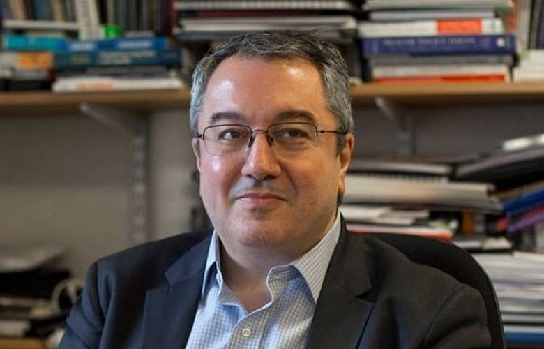 Επίτιμος διδάκτορας Ιατρικής του ΑΠΘ αναγορεύθηκε ο Ηλίας Μόσιαλος