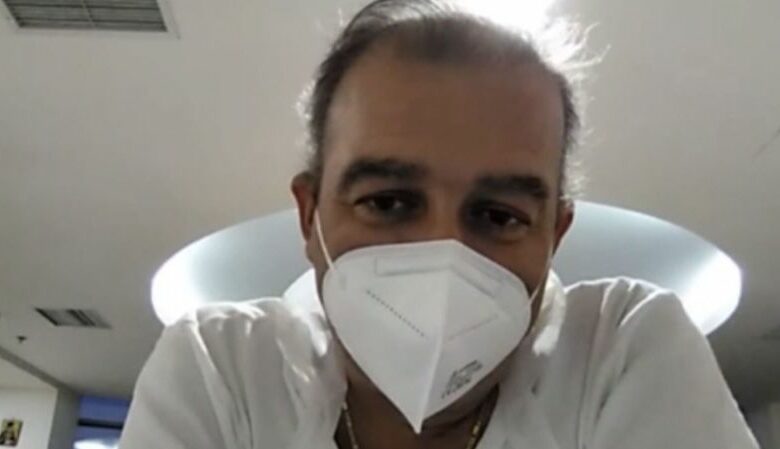 Κορονοϊός: Αντιεμβολιαστής που κόλλησε, το μετάνιωσε: «Ίσως πήρα ανθρώπους στον λαιμό μου»