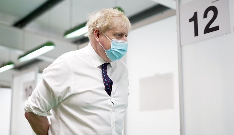 Μπόρις Τζόνσον: Τα νοσοκομεία της Βρετανίας θα υποστούν «σημαντική» πίεση τις επόμενες εβδομάδες