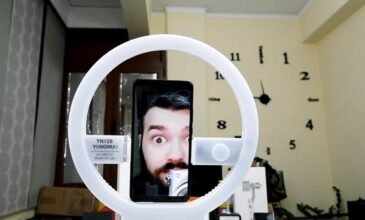 Απειλές για τη ζωή του δέχεται Έλληνας YouTuber: «Θα σε μαχαιρώσουμε μέχρι θανάτου»
