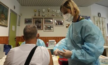 Κορονοϊός: Υποχρεωτικός ο εμβολιασμός στους άνω των 50 ετών στην Ιταλία