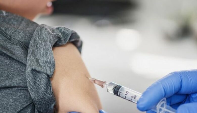 Κορονοϊός – Θεοδωρίδου: Δεν χρειάζεται τρίτη δόση εμβολίου για τους κάτω των 18 – Ποιοι εξαιρούνται