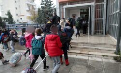 Κορονοϊός-Σχολεία: 9.688 κρούσματα από self test σε μαθητές και εκπαιδευτικούς