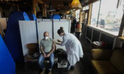Κορονοϊός: Υπέρ του υποχρεωτικού εμβολιασμού των ενηλίκων τάχθηκε ο καγκελάριος της Γερμανίας