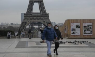 Κορονοϊός: Ξανά περισσότερες από 300.000 νέες μολύνσεις στη Γαλλία