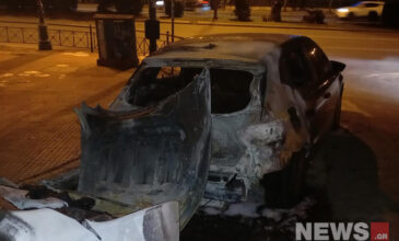 Άγνωστοι έκαψαν αυτοκίνητα τα ξημερώματα στο Κολωνάκι