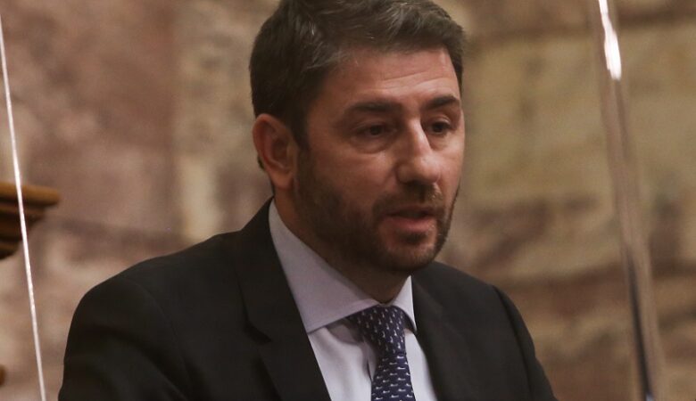 Ανδρουλάκης: Είναι άδικο να πληρώσουν το κόστος της ενεργειακής κρίσης μόνο οι πολίτες