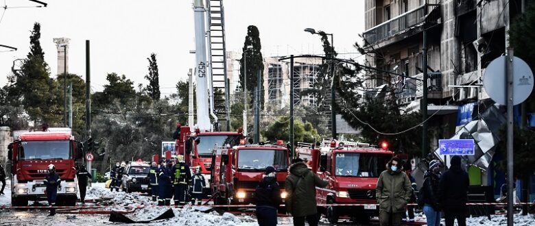 Ισχυρή έκρηξη στη Λ. Συγγρού: Δόθηκε στην κυκλοφορία ο δρόμος