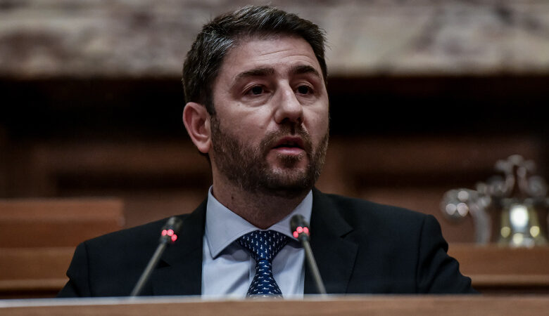 Ανδρουλάκης: Αδιανόητη η προχειρότητα της κυβέρνησης με την ομιλία Ζελένσκι στη Βουλή