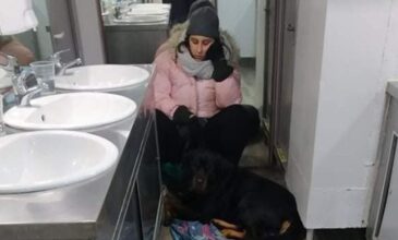Βόλος: Ταξίδεψε στην τουαλέτα του πλοίου με το σκύλο της – Της απαγόρευσαν την είσοδο στο σαλόνι