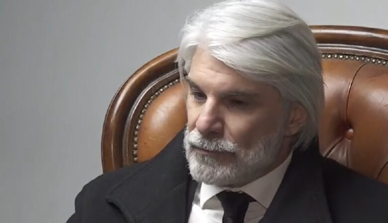 Μάνος Πίντζης για Πέτρο Φιλιππίδη: «Τα σκοτεινά μονοπάτια δεν τα γνωρίζεις, είναι αχαρτογράφητα»