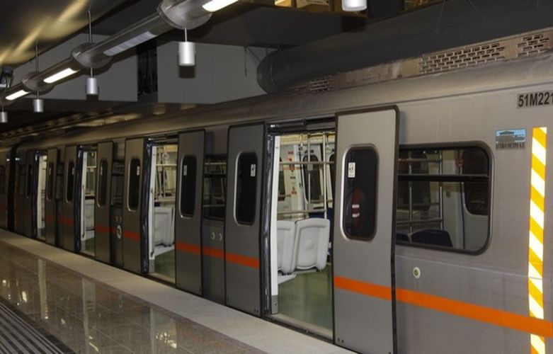 Δεν εκτελούνται δρομολόγια σε Μετρό και Τραμ λόγω της στάσης εργασίας που εξήγγειλαν εργαζόμενοι παρότι κρίθηκε παράνομη