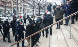 Άλκης Καμπανός: «Όταν μπήκε ο Άλκης στο χώμα, μπήκαμε και ‘μεις» κατέθεσε μητέρα ενός εκ των κατηγορουμένων