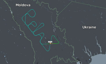 Πιλότος σχημάτισε με την πτήση του τη λέξη «relax» στα σύνορα της Ουκρανίας