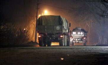 Τύμπανα πολέμου στην Ουκρανία: Κονβόι με στρατιωτικό εξοπλισμό κατευθύνονται από τη Ρωσία προς το Ντονέτσκ
