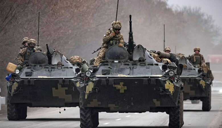 Πόλεμος στην Ουκρανία: Οι Ρώσοι πολιορκούν το Κίεβο – Μάχες στα προάστια της πρωτεύουσας