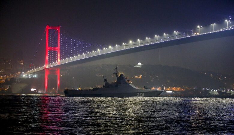 Τουρκία: Κλείνει τα στενά του Βοσπόρου και των Δαρδανελίων για τα πολεμικά πλοία