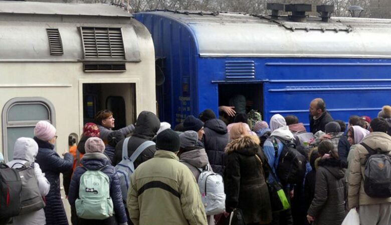 Πόλεμος στην Ουκρανία: Σε εξέλιξη η επιχείρηση «Νόστος 5» – Απομακρύνονται 34 άτομα από την Οδησσό