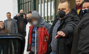 Μακελειό στην Ανδραβίδα: Στην Αλβανία οι σοροί της οικογένειας που ξεκληρίστηκε