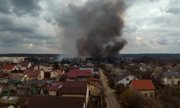 Πόλεμος στην Ουκρανία: Προσωρινή κατάπαυση του πυρός σε Σούμι, Χάρκοβο, Τσερνίχιφ και Μαριούπολη για έξοδο αμάχων – Νέο μήνυμα Ζελένσκι
