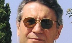 Απεβίωσε ο ηθοποιός Αλέξανδρος Κωνσταντινίδης
