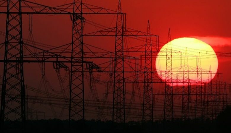 Παρέμβαση στη χονδρεμπορική αγορά ηλεκτρικής ενέργειας ζητούν πέντε βιομηχανικοί Σύνδεσμοι