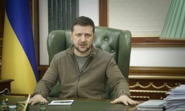 Πόλεμος στην Ουκρανία: Ο Ζελένσκι προειδοποιεί -«Ο Πούτιν θα πάρει το Κίεβο μόνο αν ισοπεδώσει την πόλη» – Τι είπε για μια ενδεχόμενη συνάντηση τους