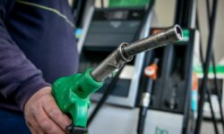 Kαύσιμα: Ανοιχτό ενδεχόμενο για Fuel Pass 3 – Τι είπε ο Σκρέκας