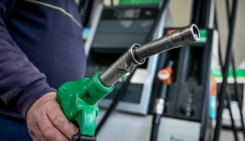 Fuel Pass 2: Πότε λήγει η προθεσμία για αίτηση – Οι δικαιούχοι