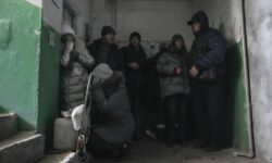 Ουκρανία: «Καταργήθηκαν» οι σχολικές διακοπές στη Μαριούπολη για να μπουν οι μαθητές στο ρωσικό πρόγραμμα