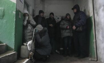 Πόλεμος στην Ουκρανία: Περίπου 50 Τούρκοι μπόρεσαν να φύγουν από τη Μαριούπολη