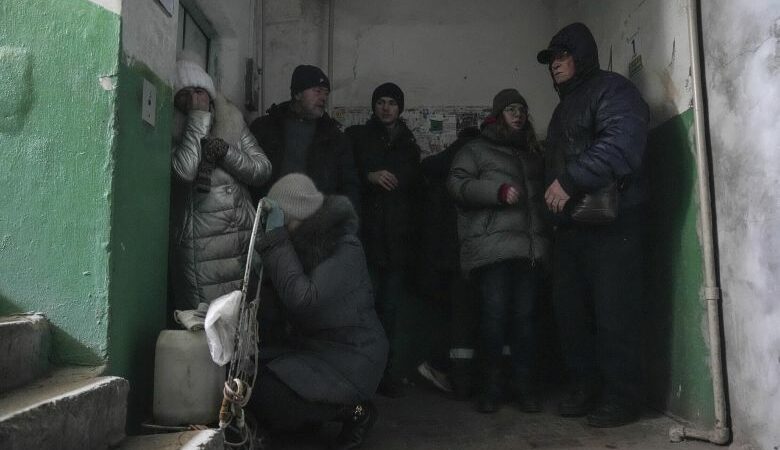 Ουκρανία: «Καταργήθηκαν» οι σχολικές διακοπές στη Μαριούπολη για να μπουν οι μαθητές στο ρωσικό πρόγραμμα