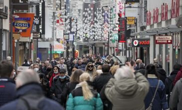 Κορονοϊός: Η Γερμανία αίρει τα περισσότερα από τα περιοριστικά μέτρα